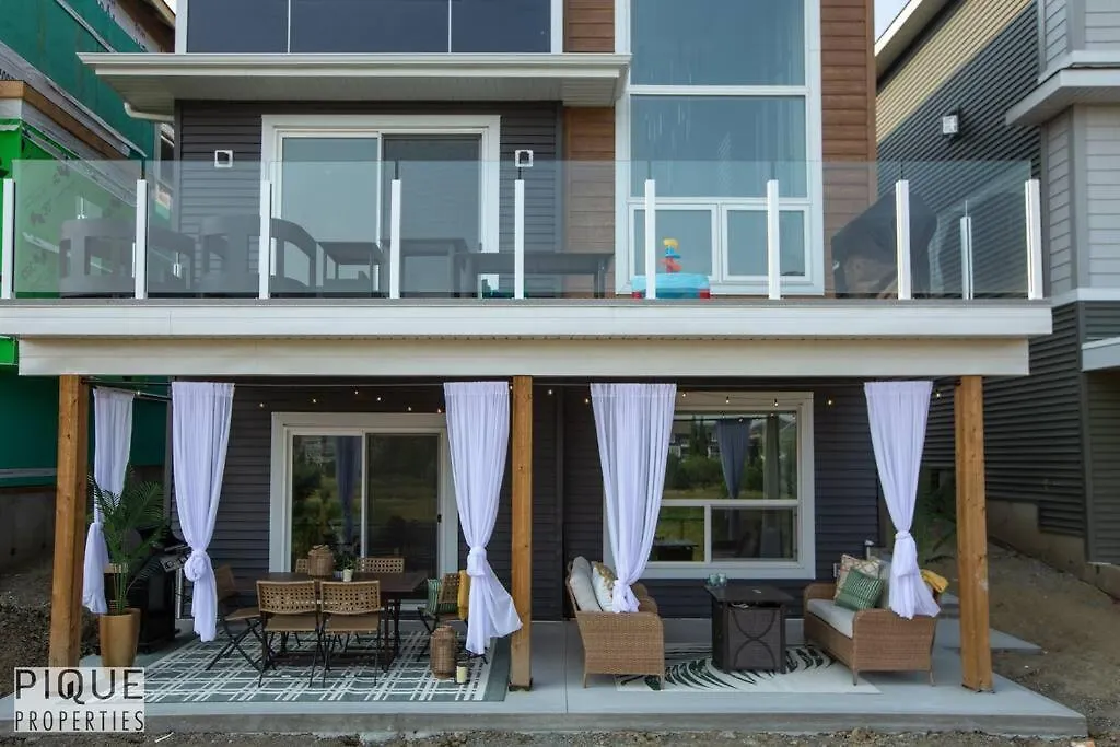 Brand New Pond Paradise - Firetable - King Bed - Ac - Bbq Edmonton Appartamento